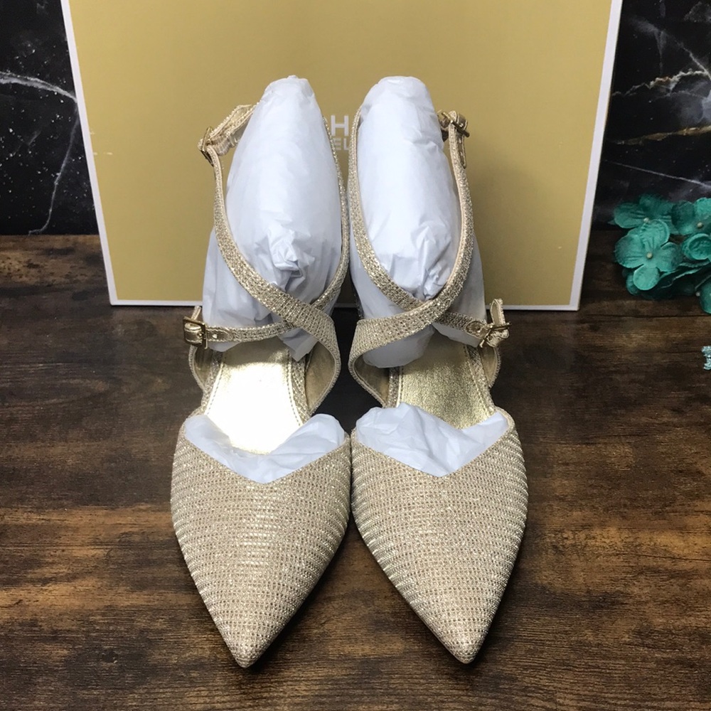 Michael Kors Adela Crisscross Pumps Sand 8M